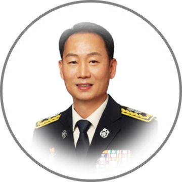 제17대 소방본부장 홍영근
