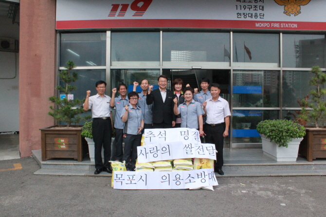 추석맞이소외계층사랑의쌀전달.jpg 이미지입니다.