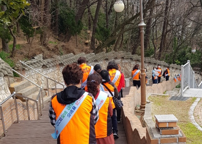 목포시 서부 여성의용소방대 산불감시단 3.jpg 이미지입니다.