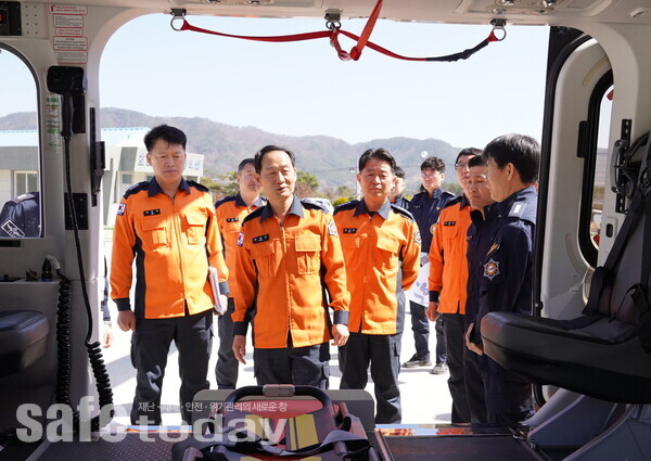 76757_91670_3419.jpg 이미지입니다.