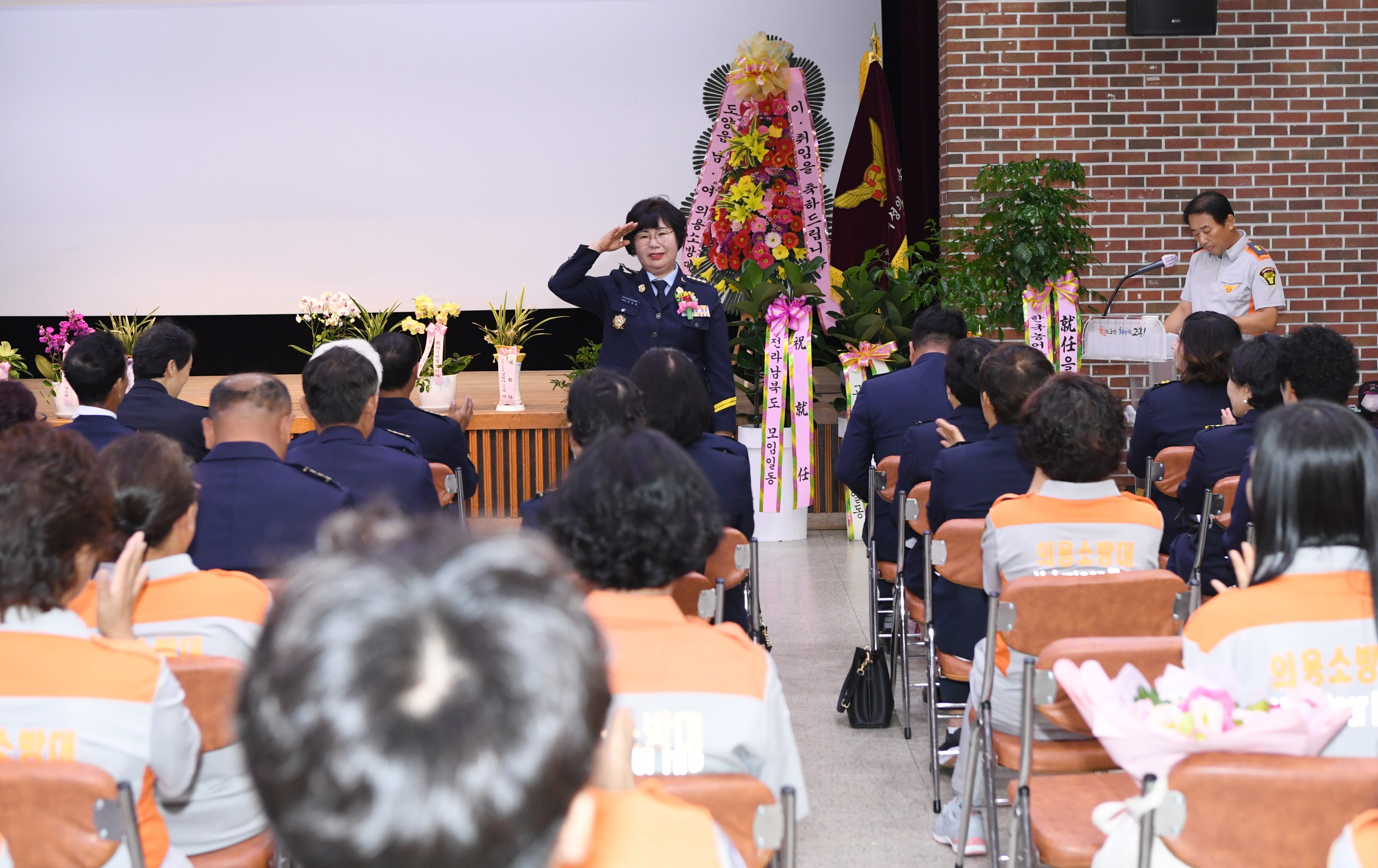 _ASC_8211.JPG 이미지입니다.