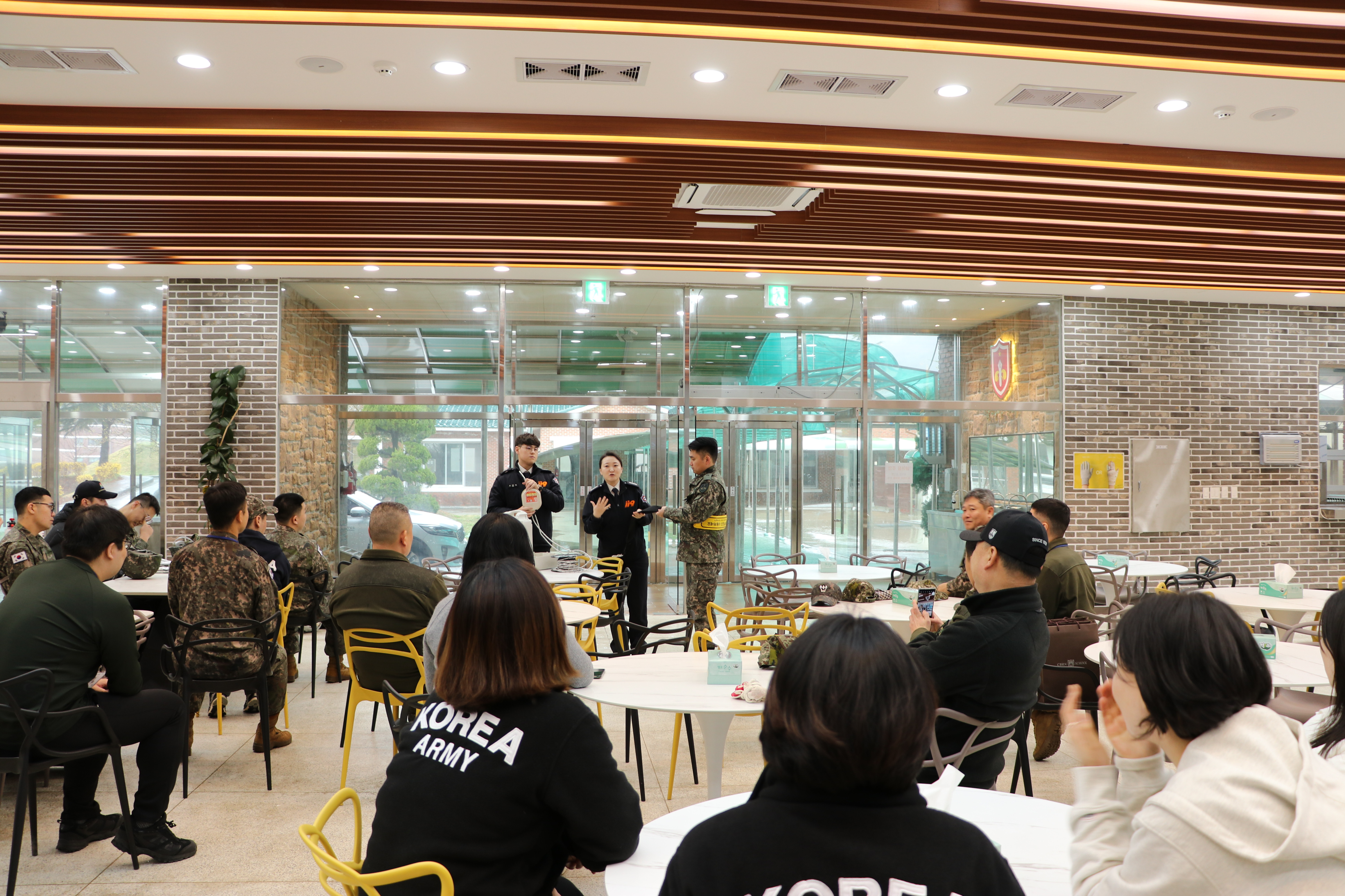 교육 사진 (1).JPG 이미지입니다.