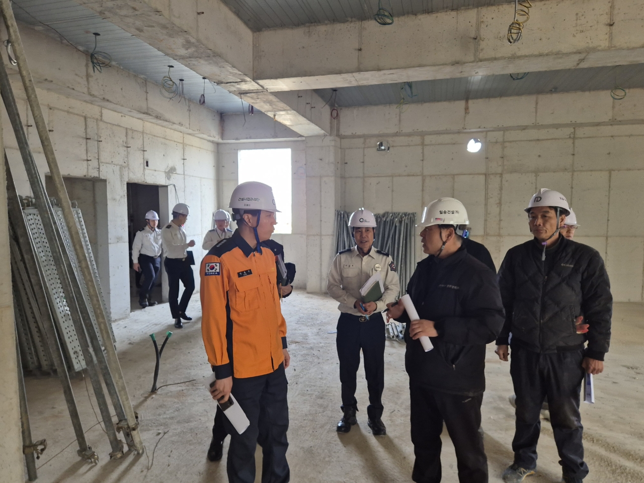 3. 7. 곡성소방서장 대형공사장 현장방문 지도 등 (5).jpg 이미지입니다.