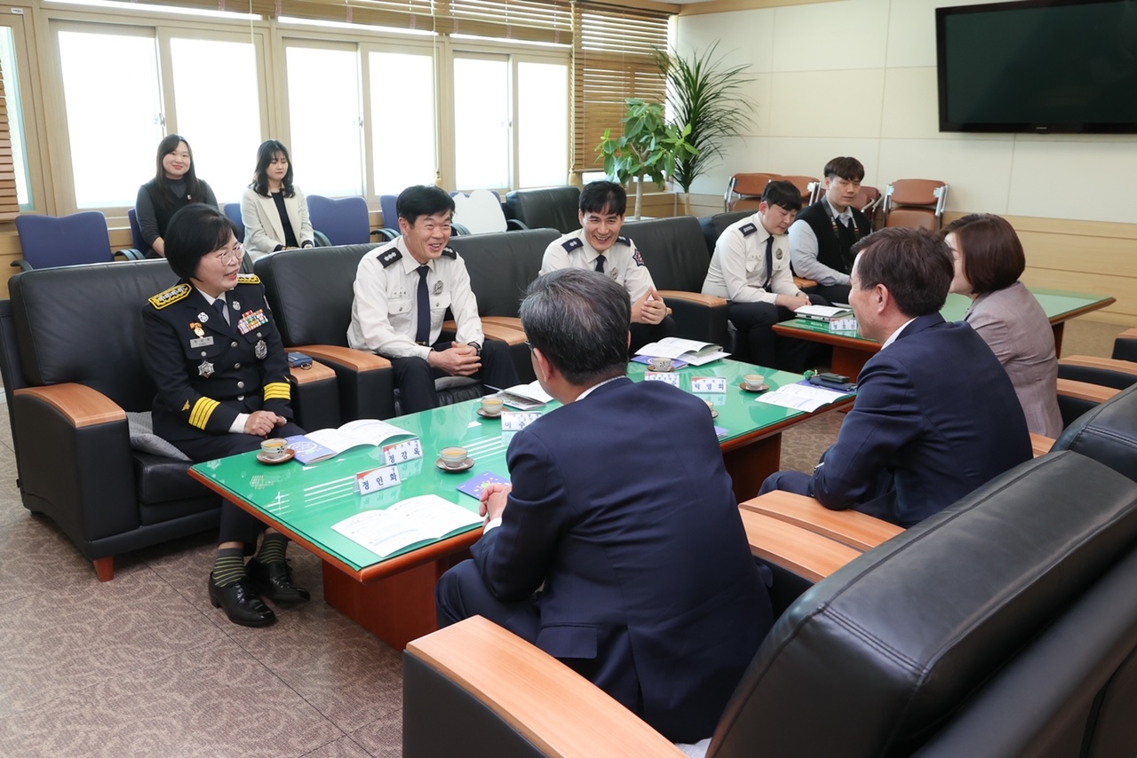 1212.jpg 이미지입니다.