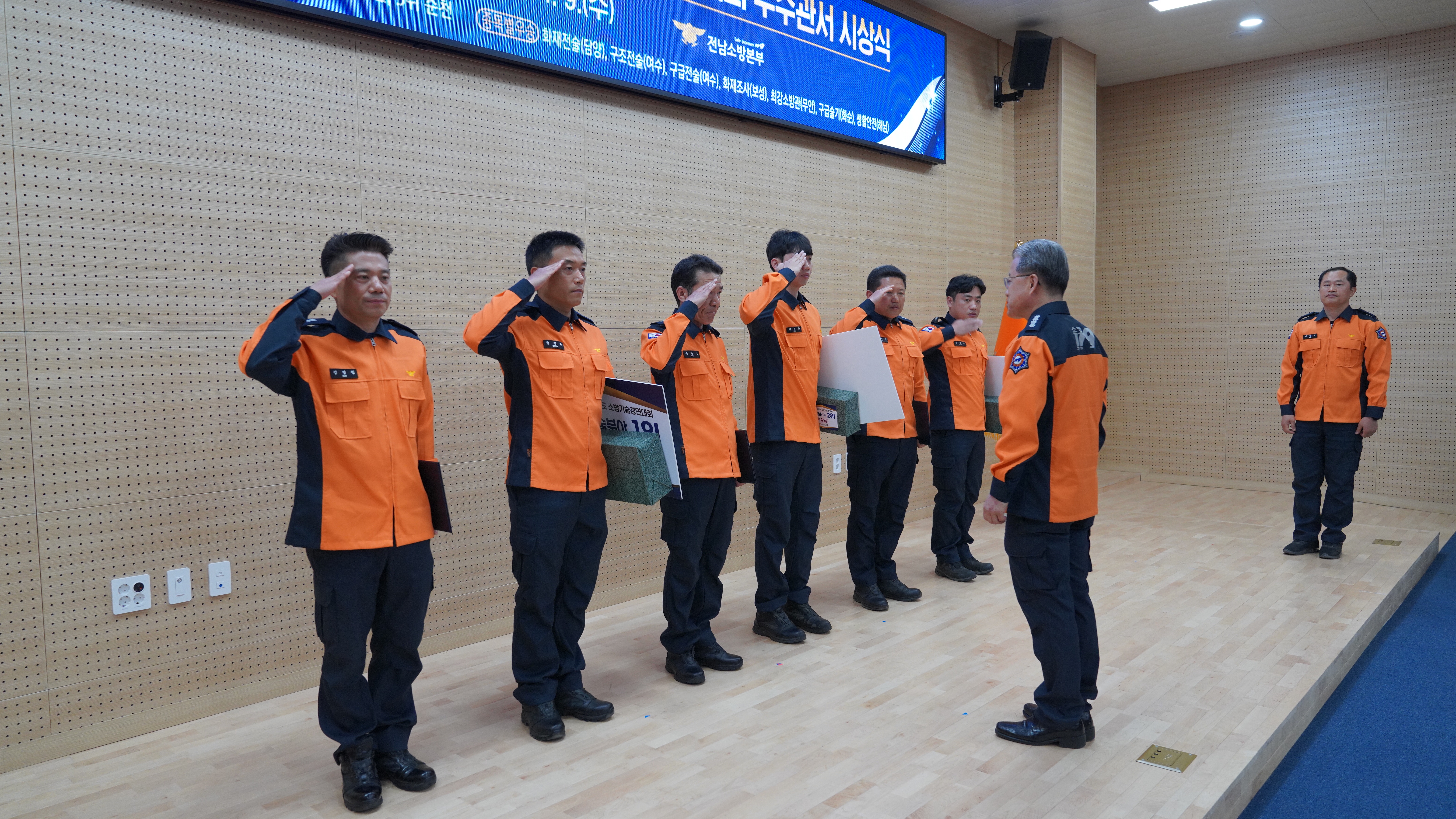 2.jpg 이미지입니다.