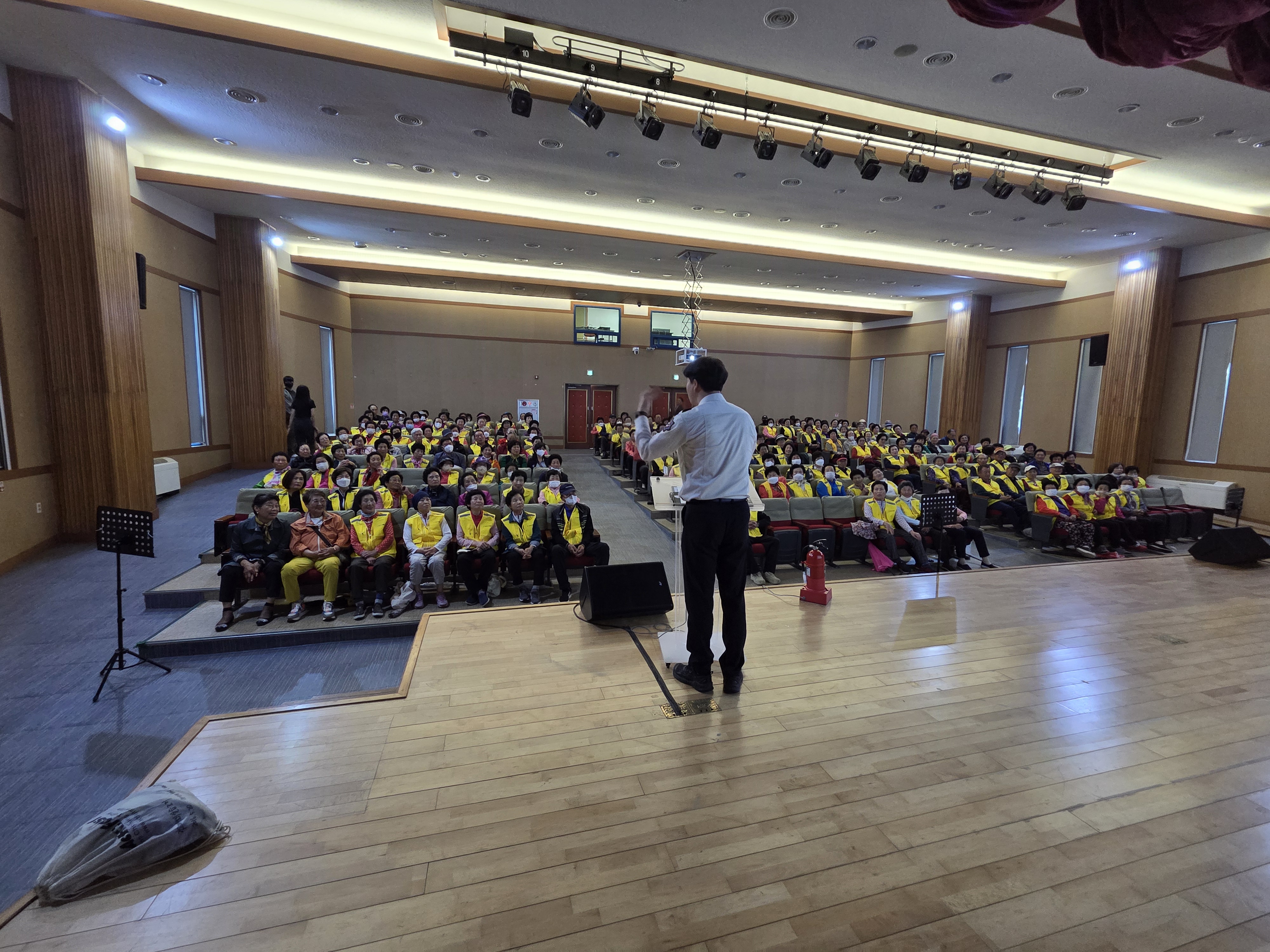1.jpg 이미지입니다.